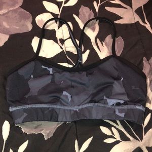 Lululemon sport bra